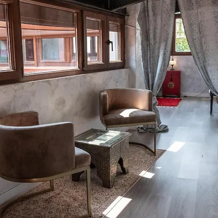 Hotel Medina Mudejar Banos Arabes
